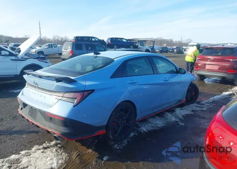 2025 Hyundai Elantra N z USA, uszkodzony, nr VIN KMHLW4DK8SU034158